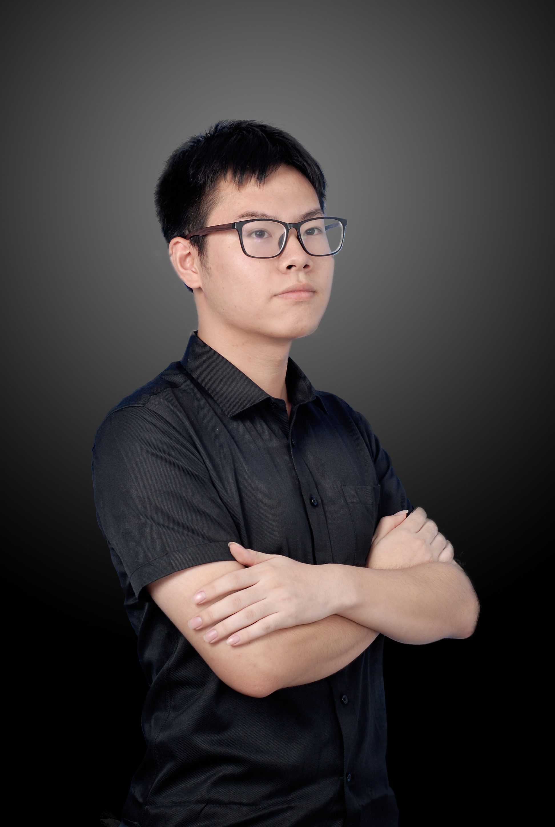 吴艺群