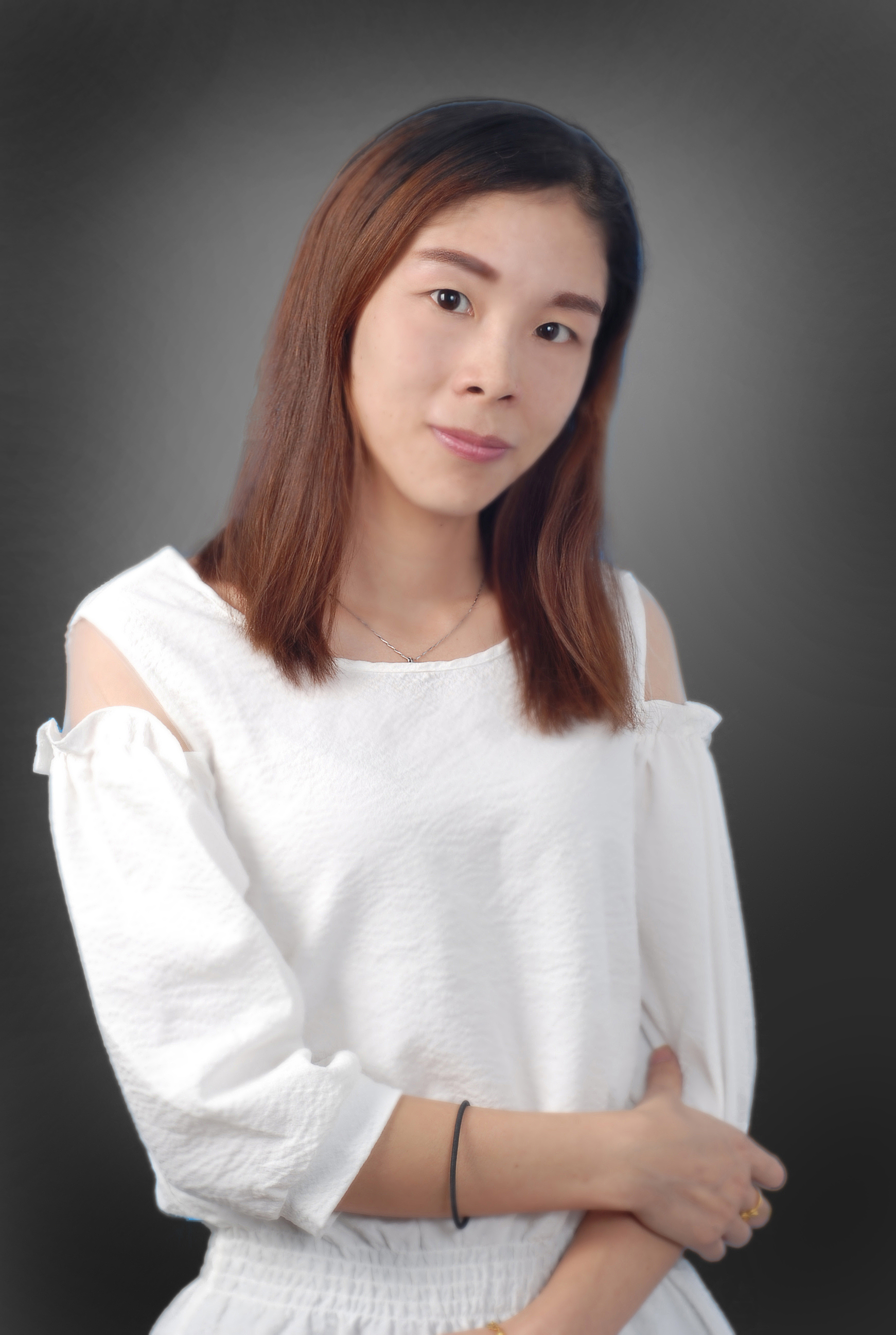 冷莉莉